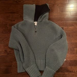 NWT size M Athleta Alder Sweater